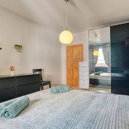 Comfort In Center Varna