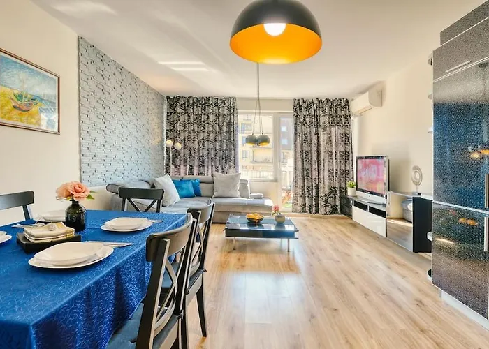 Comfort In Center * Varna